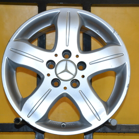 Használt Mercedes (2237)(HA3507301)(JF)Használt alufelni 16coll 5x112